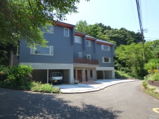 伊豆高原 イトーピア一碧湖畔別荘地