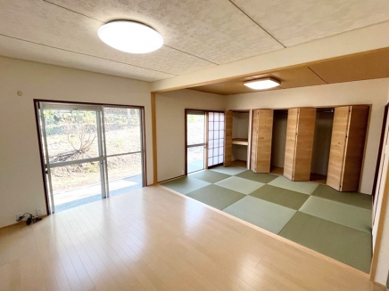 伊豆高原 イトーピア一碧湖畔別荘地