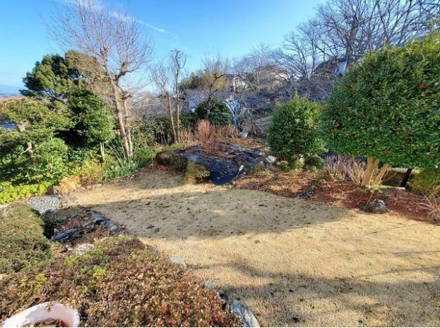 伊豆高原 イトーピア一碧湖畔別荘地