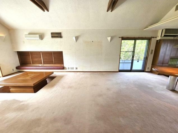 伊豆高原 イトーピア一碧湖畔別荘地