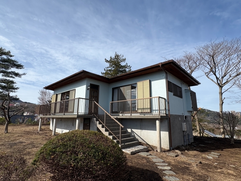 伊豆高原 イトーピア一碧湖畔別荘地