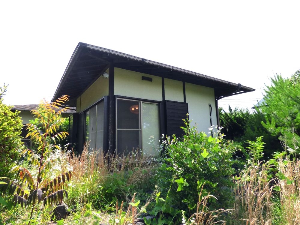 伊豆高原 イトーピア一碧湖畔別荘地